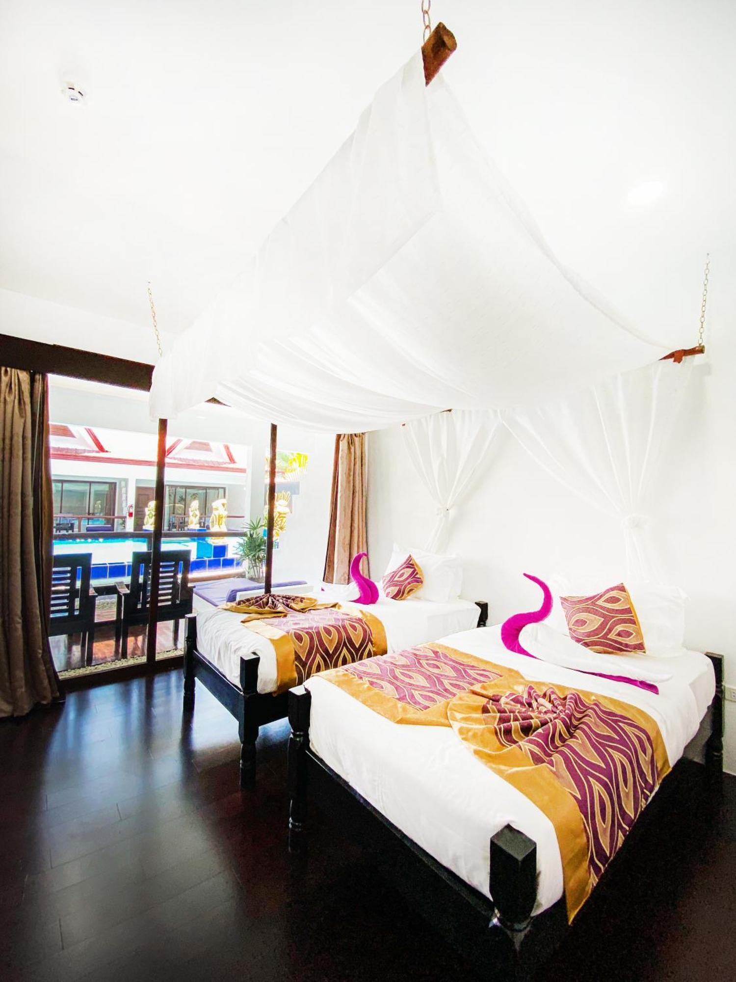 Carpe Diem Villas & Resort Puerto Princesa Bagian luar foto