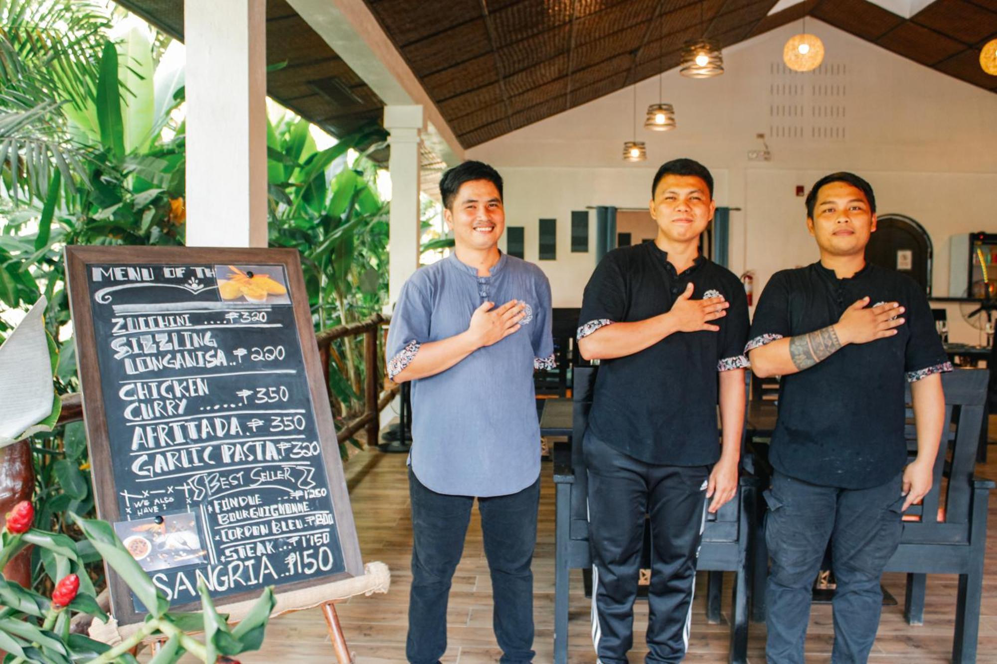 Carpe Diem Villas & Resort Puerto Princesa Bagian luar foto